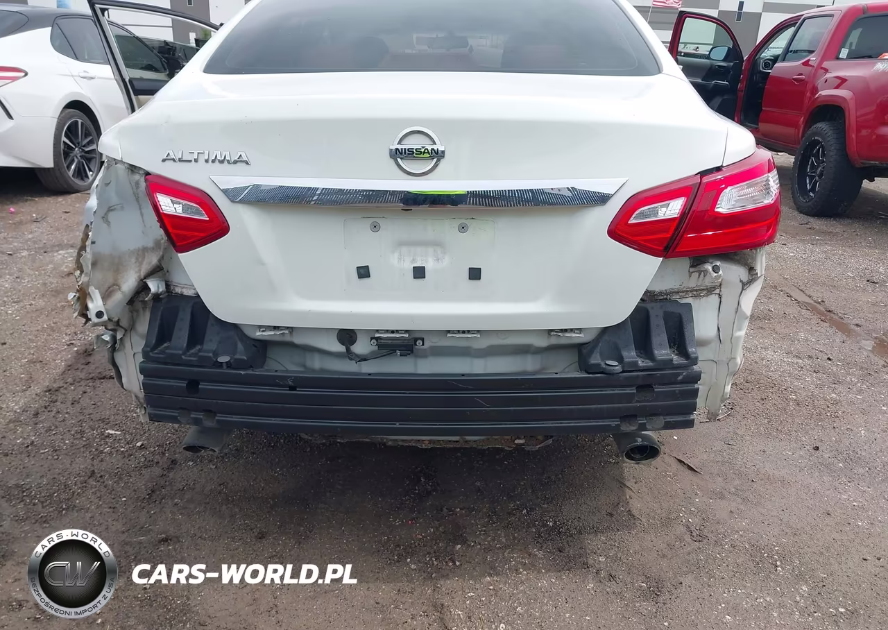2017 Nissan Altima 2.5 S VIN:1N4AL3AP4HN338742 - 6