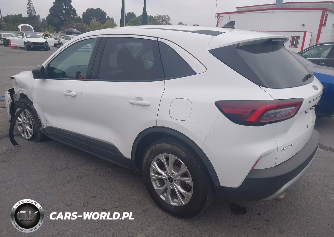 2023 Ford Escape Active VIN:1FMCU0GN3PUB14236 - 3