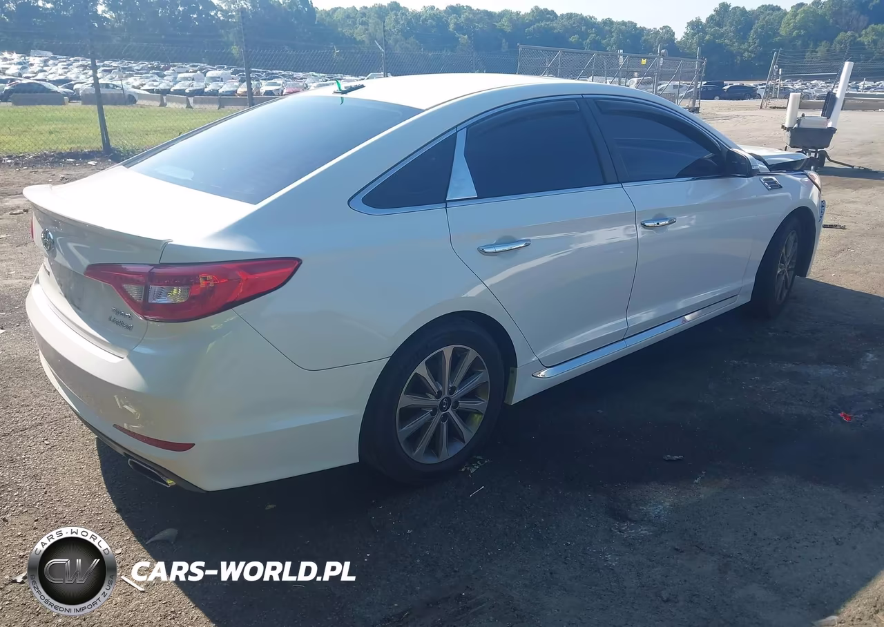 2017 Hyundai Sonata Limited VIN:5NPE34AF9HH543515 - 4