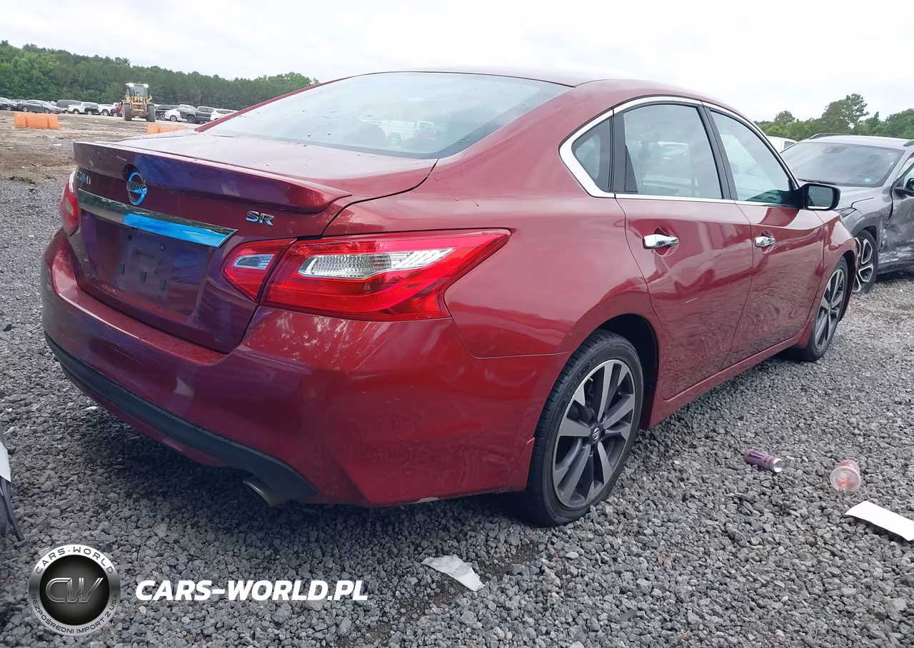 2016 Nissan Altima 2.5 Sr VIN:1N4AL3AP1GC117884 - 4