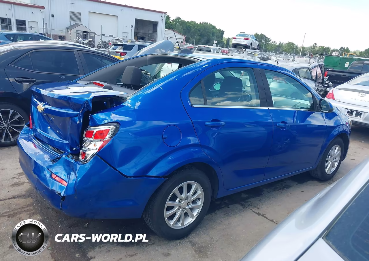 2020 Chevrolet Sonic Fwd Lt VIN:1G1JD5SB9L4100740 - 13