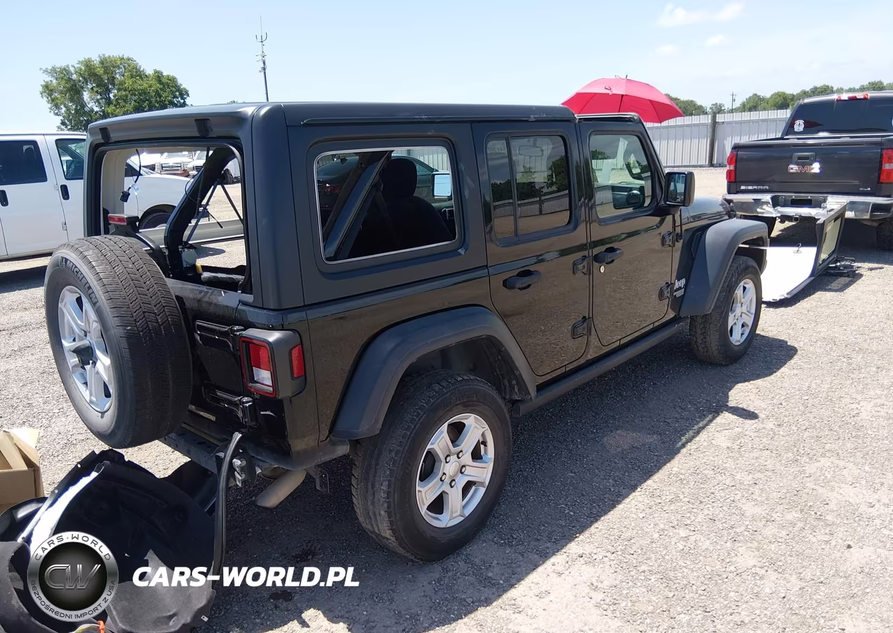 2020 Jeep Wrangler Unlimited Sport S 4X4 VIN:1C4HJXDN6LW127514 - 4