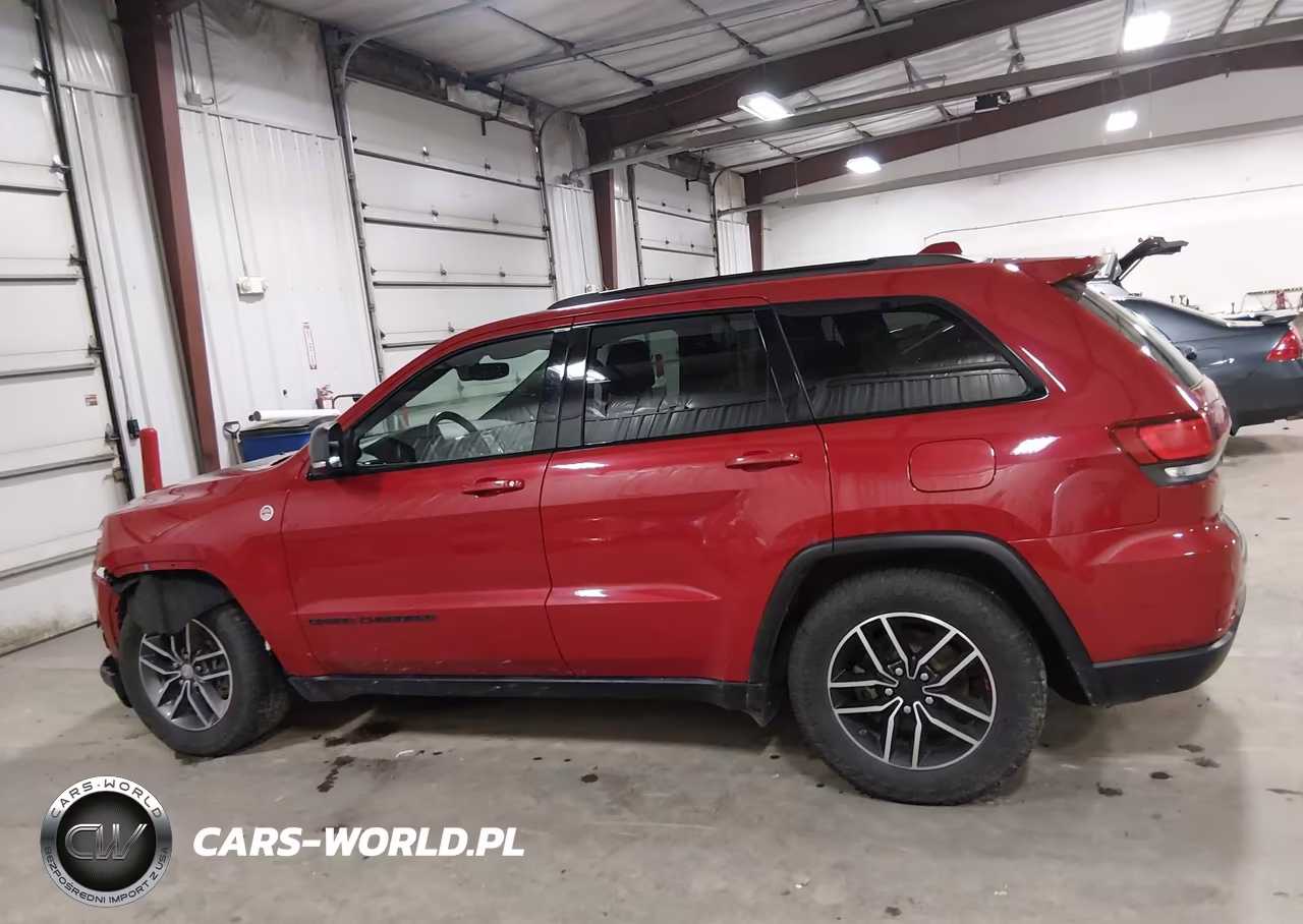 2020 Jeep Grand Cherokee Trailhawk 4X4 VIN:1C4RJFLG5LC208989 - 14