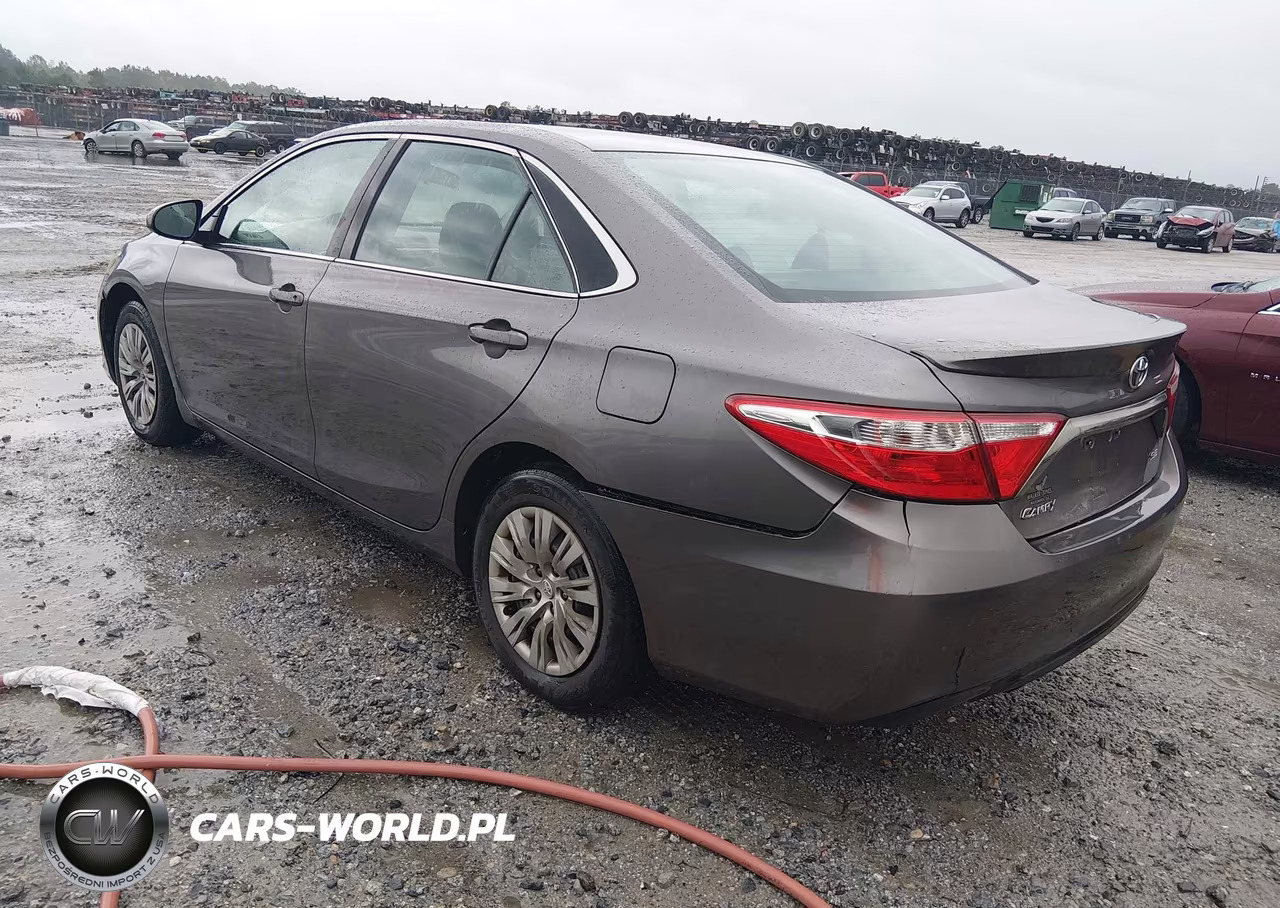 2017 Toyota Camry Se VIN:4T1BF1FK7HU342258 - 3
