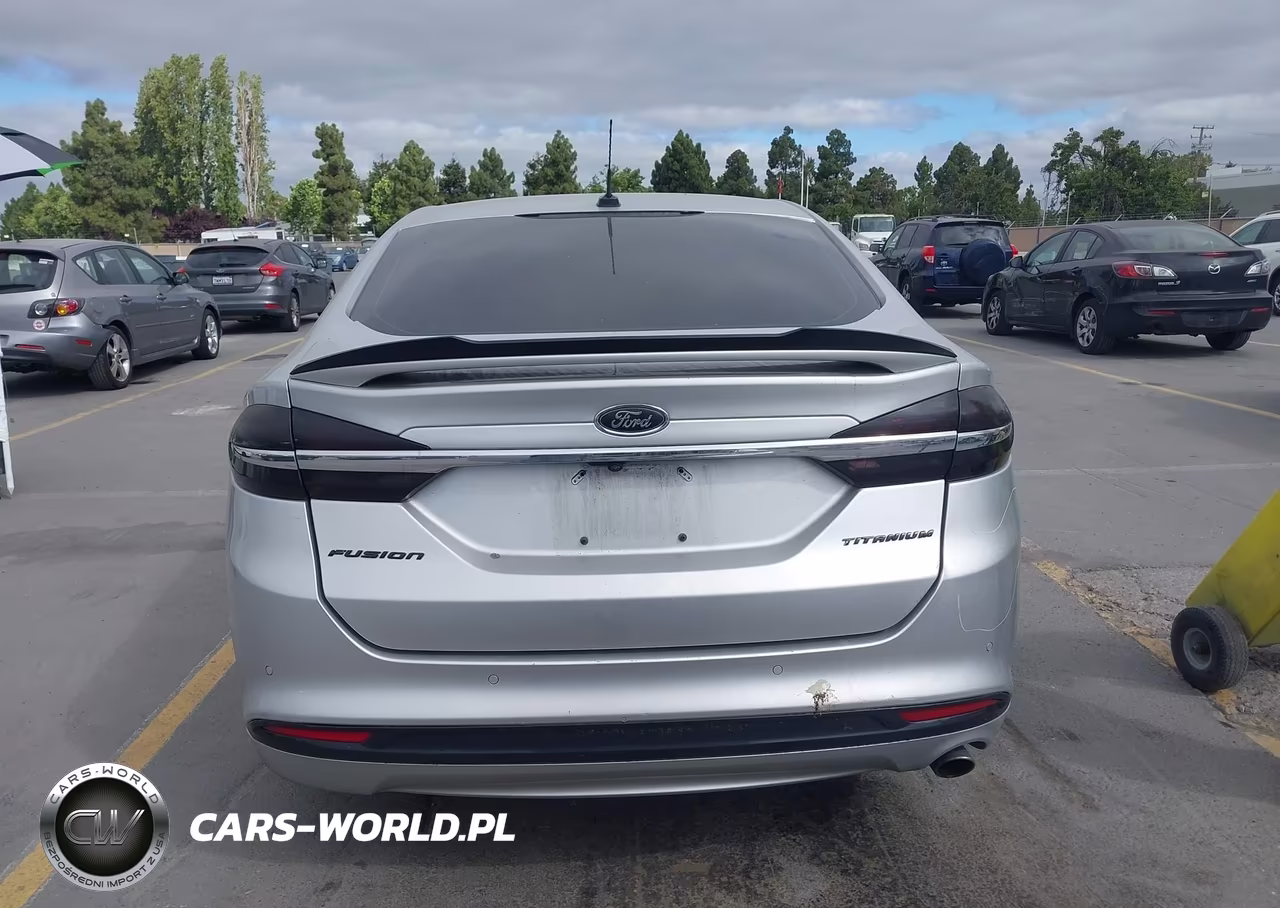 2018 Ford Fusion Hybrid Titanium VIN:3FA6P0RUXJR219616 - 16