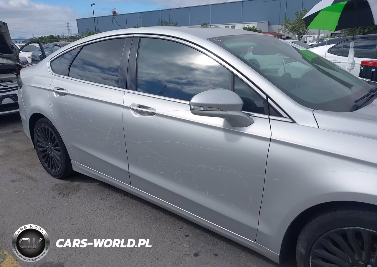 2018 Ford Fusion Hybrid Titanium VIN:3FA6P0RUXJR219616 - 17