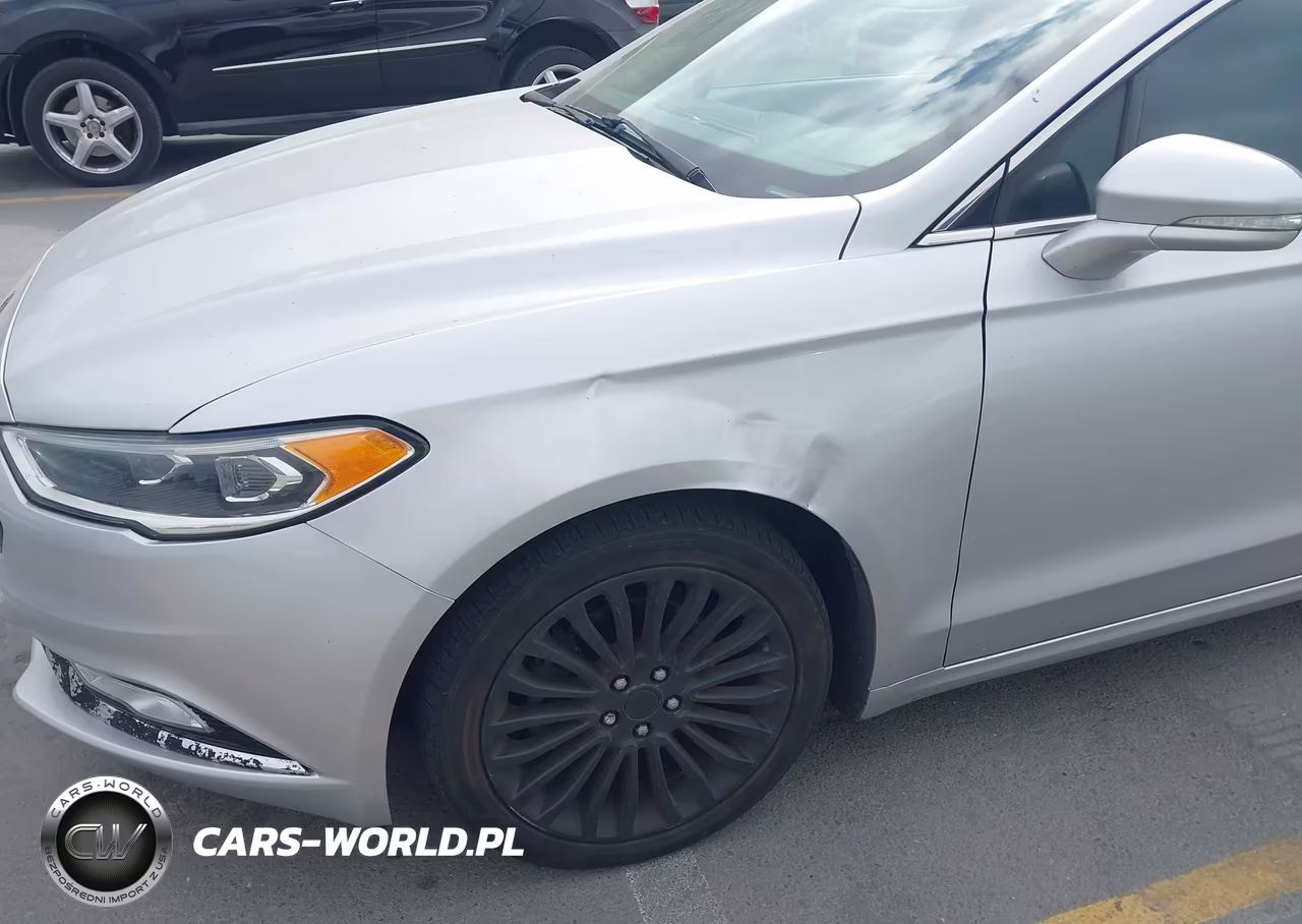 2018 Ford Fusion Hybrid Titanium VIN:3FA6P0RUXJR219616 - 6
