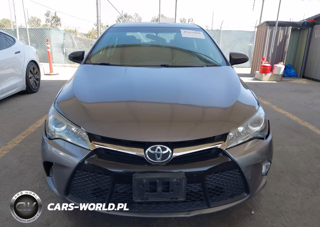 2017 Toyota Camry Se VIN:4T1BF1FK7HU422580 - 12