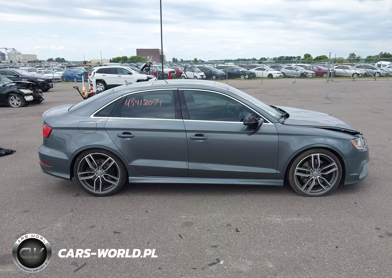 2015 Audi S3 2.0T Premium Plus VIN:WAUBFGFF9F1069913 - 14