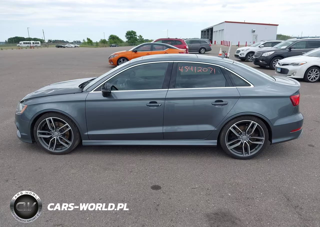 2015 Audi S3 2.0T Premium Plus VIN:WAUBFGFF9F1069913 - 15