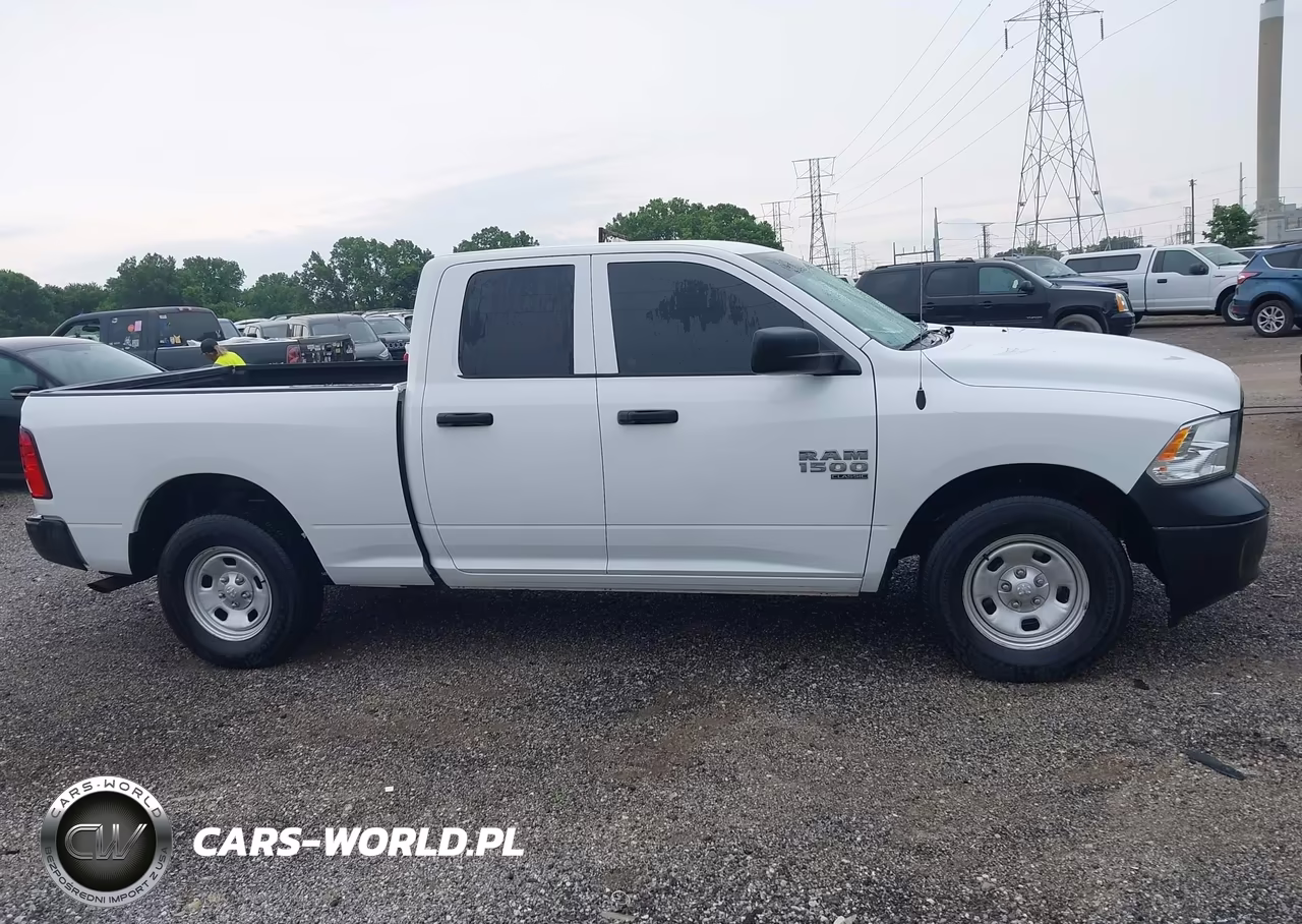 2019 Ram 1500 Classic Tradesman 4X2 6'4 Box VIN:1C6RR6FG6KS647795 - 13