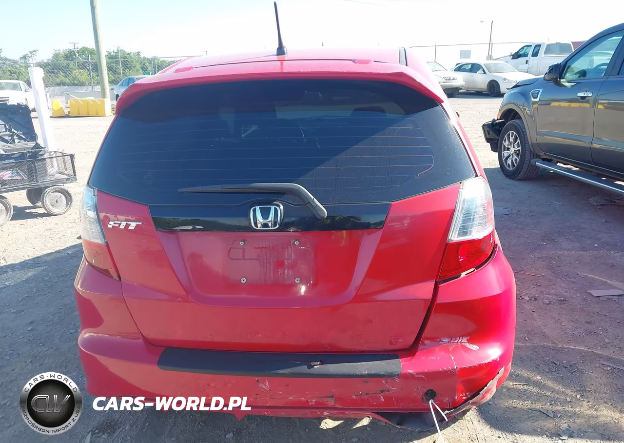 2013 Honda Fit Sport VIN:JHMGE8H53DC021491 - 16