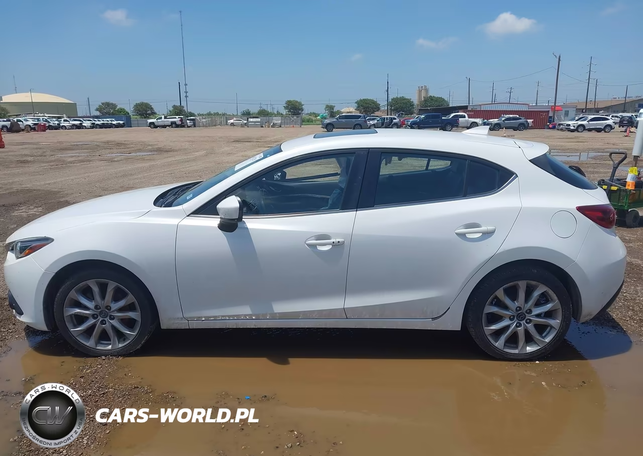 2016 Mazda Mazda3 S Grand Touring VIN:JM1BM1N39G1277739 - 13