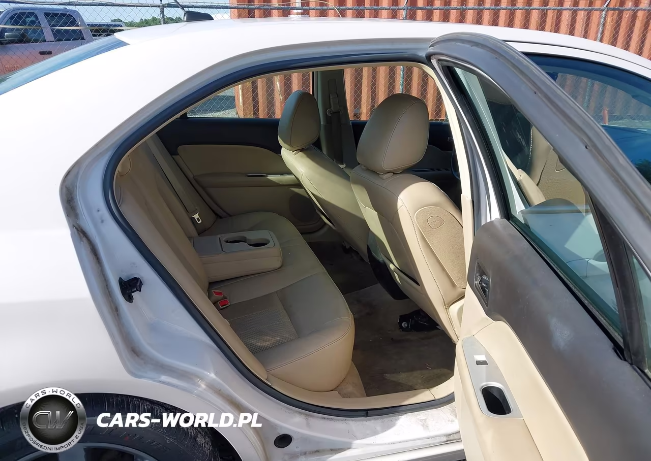2010 Mercury Milan Premier VIN:3MEHM0JA4AR657480 - 8
