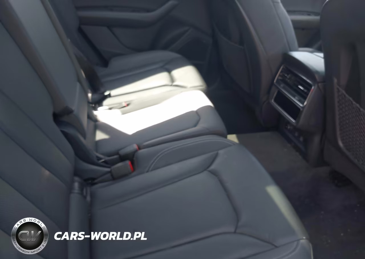 2019 Audi Q8 55 Premium VIN:WA1BVAF16KD010697 - 8
