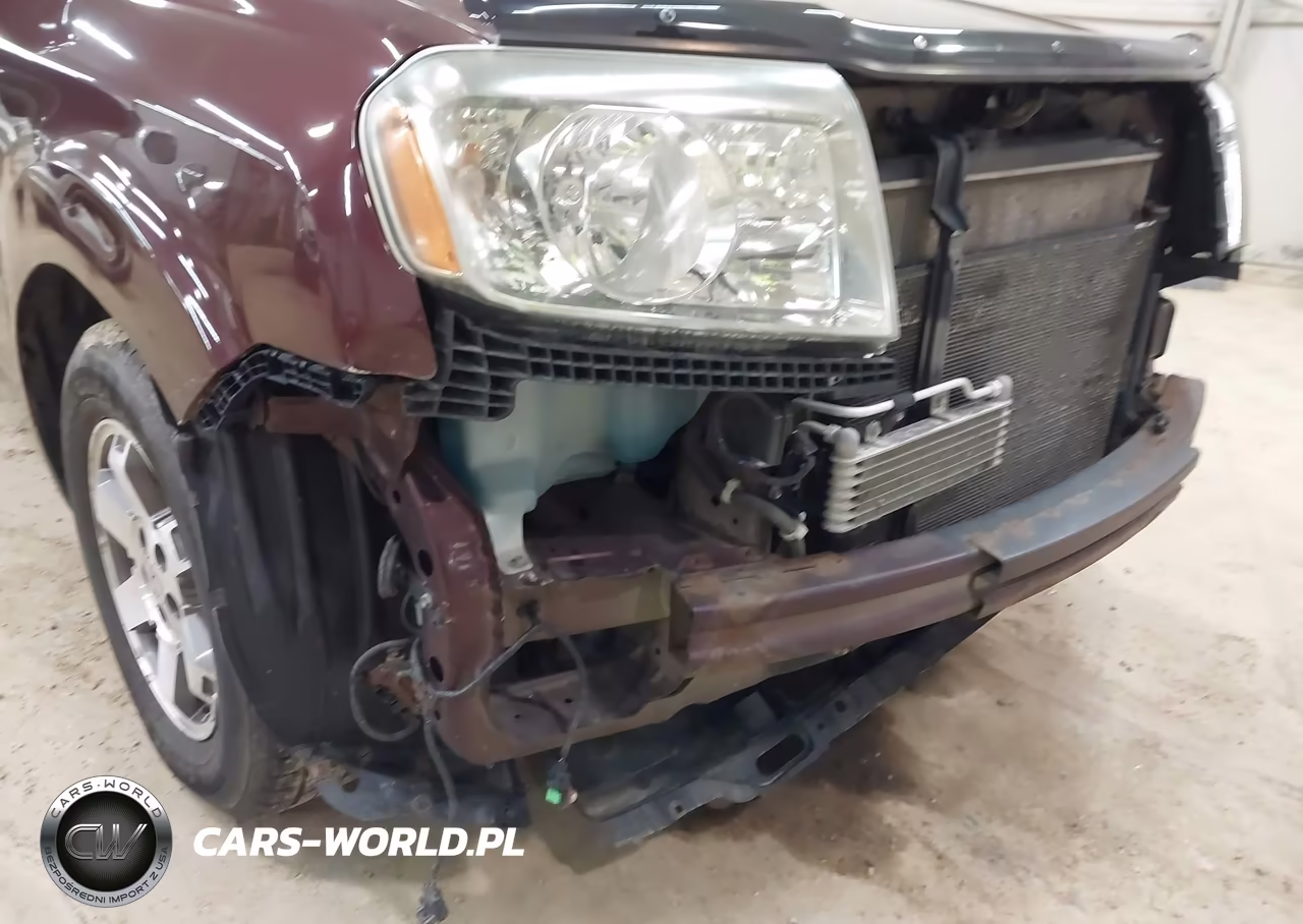 2011 Honda Pilot Touring VIN:5FNYF4H95BB050621 - 18