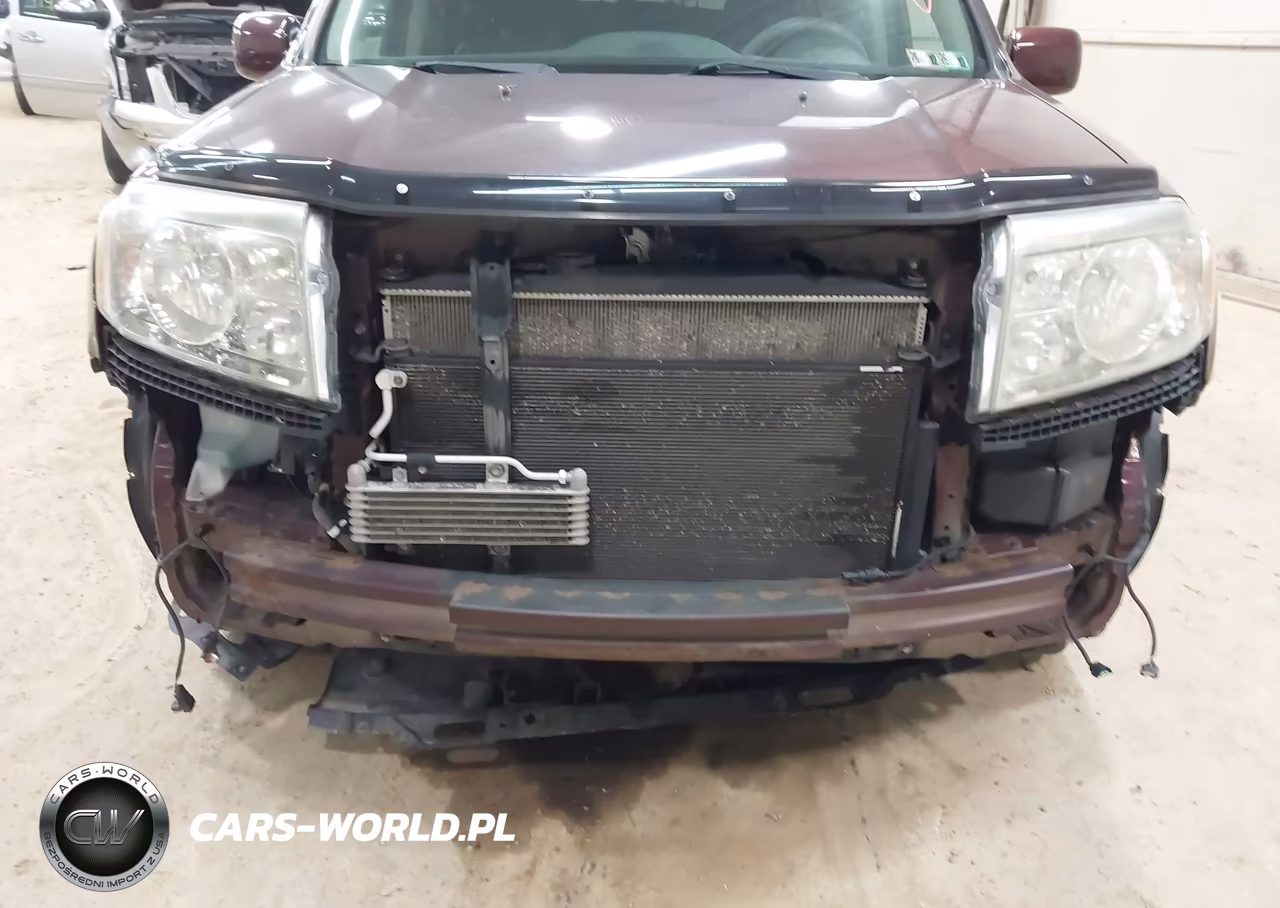 2011 Honda Pilot Touring VIN:5FNYF4H95BB050621 - 6