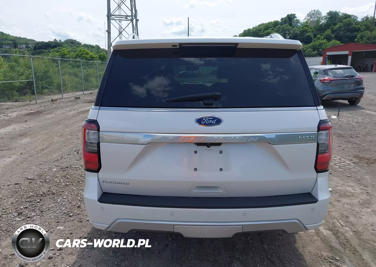 2019 Ford Expedition Max Platinum VIN:1FMJK1MT2KEA15058 - 17