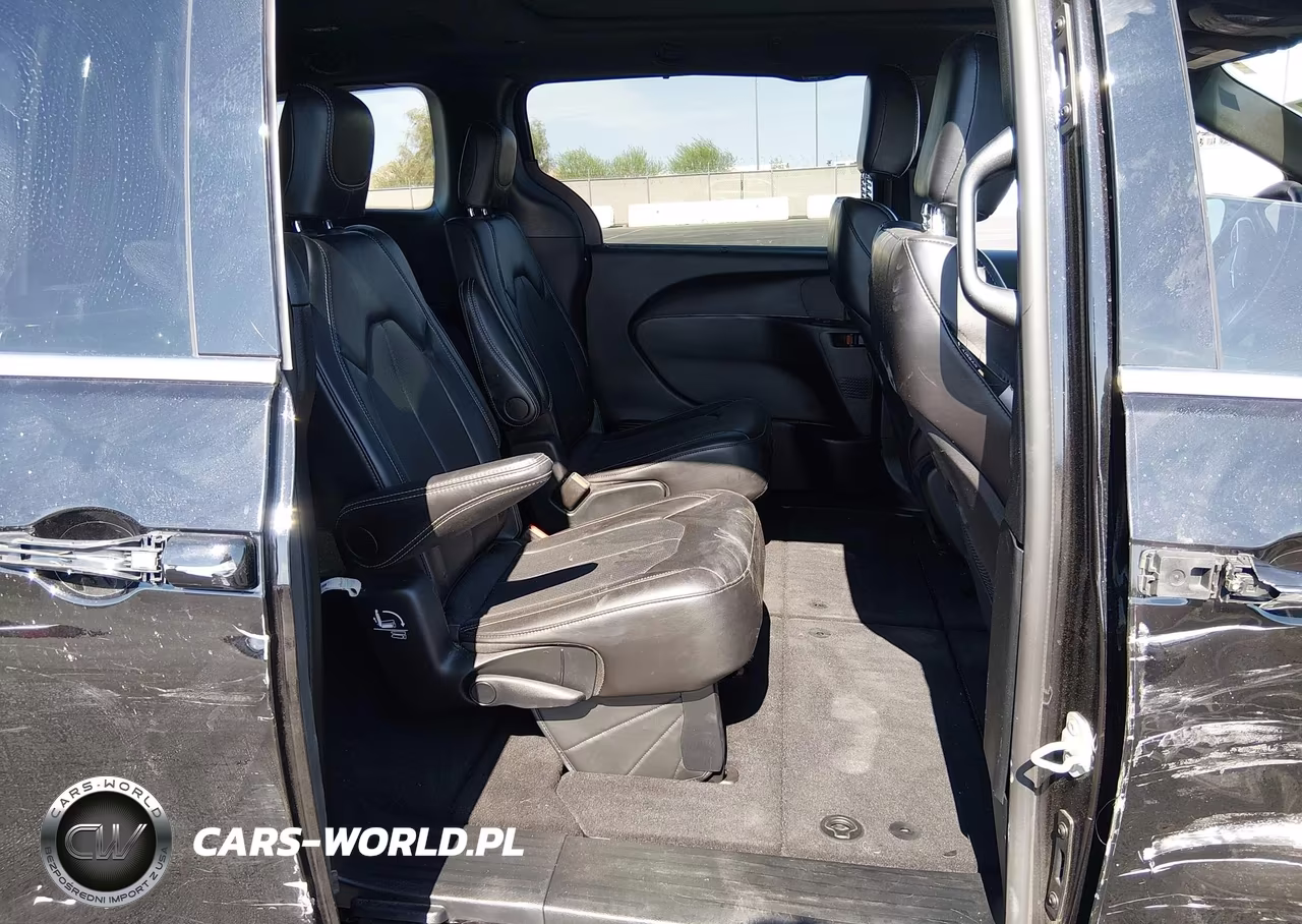 2025 Chrysler Pacifica Select VIN:2C4RC1BG7SR587918 - 8