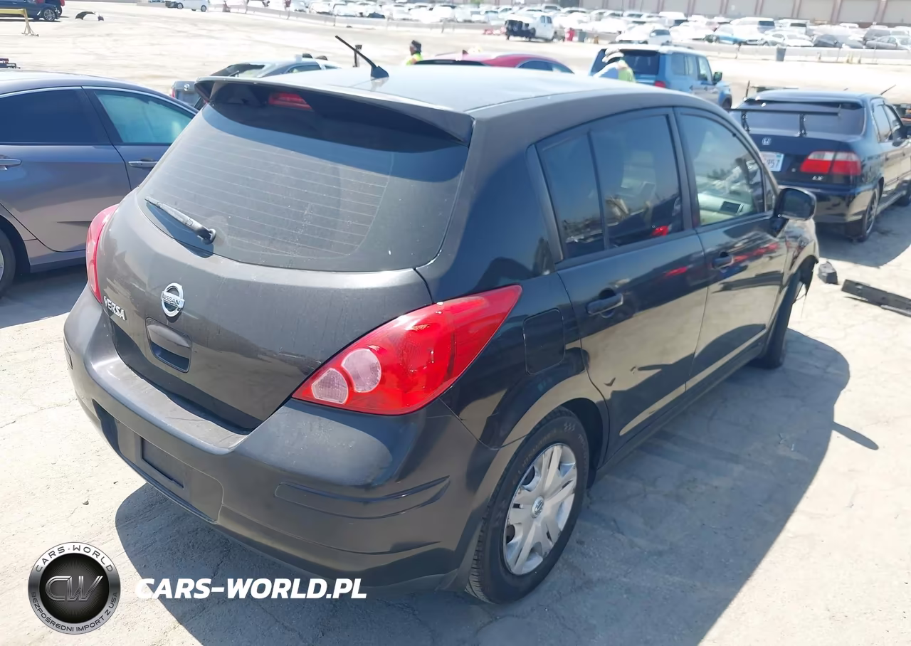 2011 Nissan Versa 1.8S VIN:3N1BC1CP2BL483790 - 4
