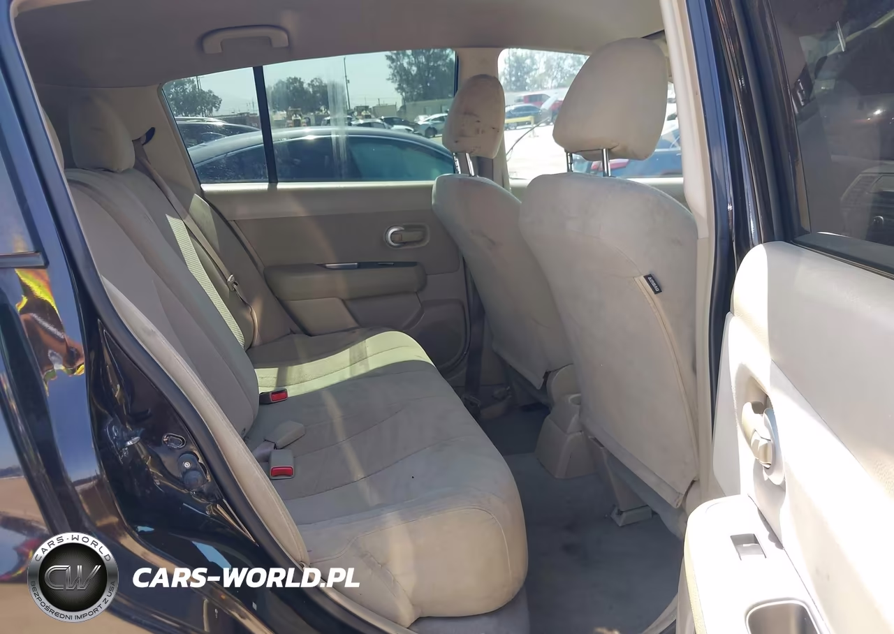 2011 Nissan Versa 1.8S VIN:3N1BC1CP2BL483790 - 8