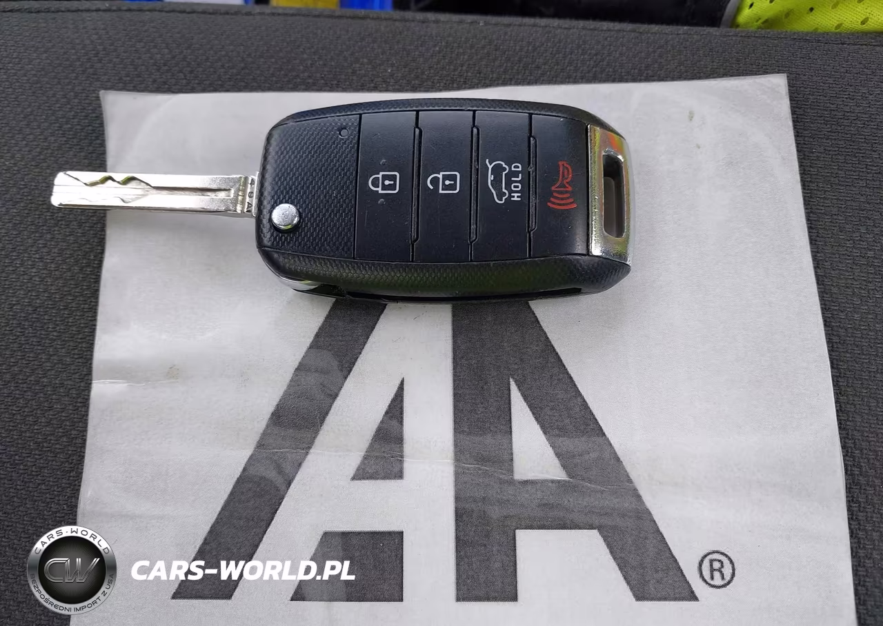 2015 Kia Soul + VIN:KNDJP3A59F7153715 - 11