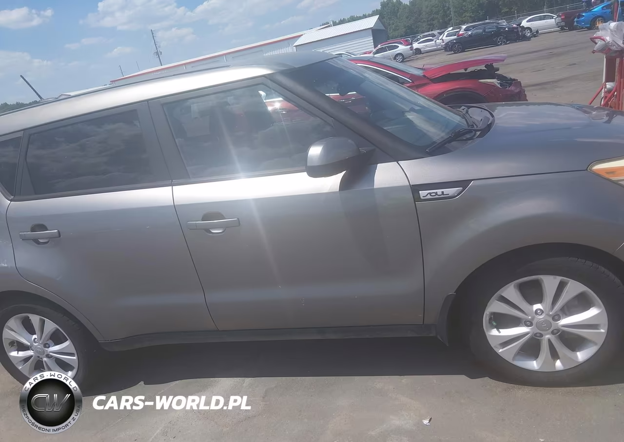 2015 Kia Soul + VIN:KNDJP3A59F7153715 - 13