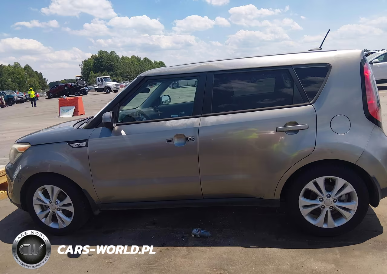 2015 Kia Soul + VIN:KNDJP3A59F7153715 - 14