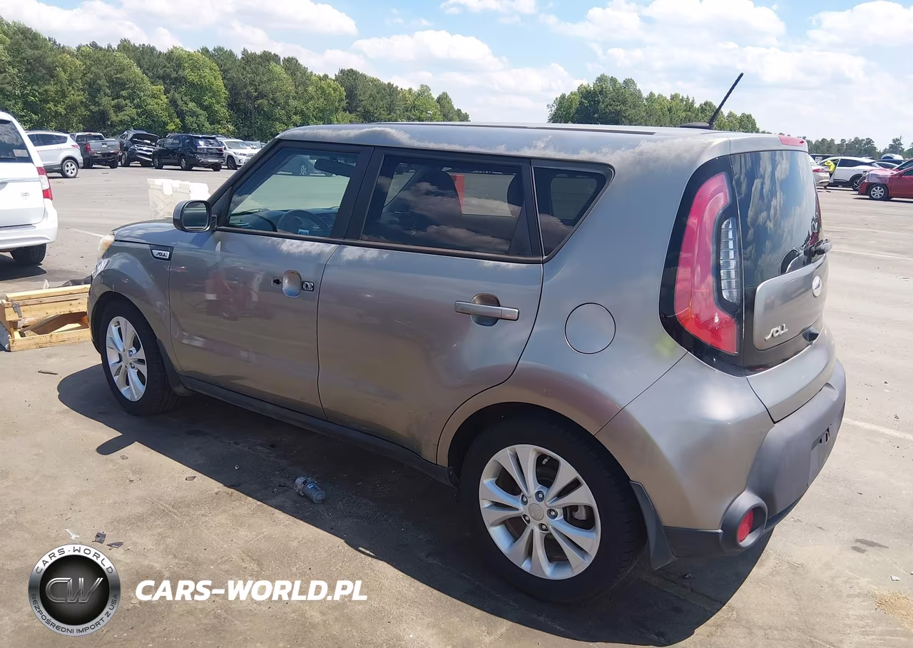 2015 Kia Soul + VIN:KNDJP3A59F7153715 - 3