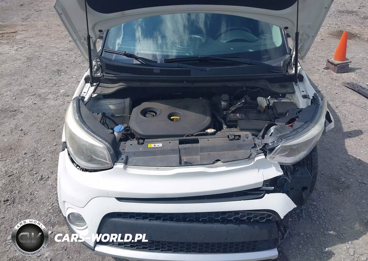 2018 Kia Soul + VIN:KNDJP3A58J7888646 - 10