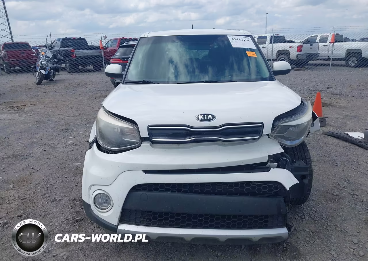 2018 Kia Soul + VIN:KNDJP3A58J7888646 - 13