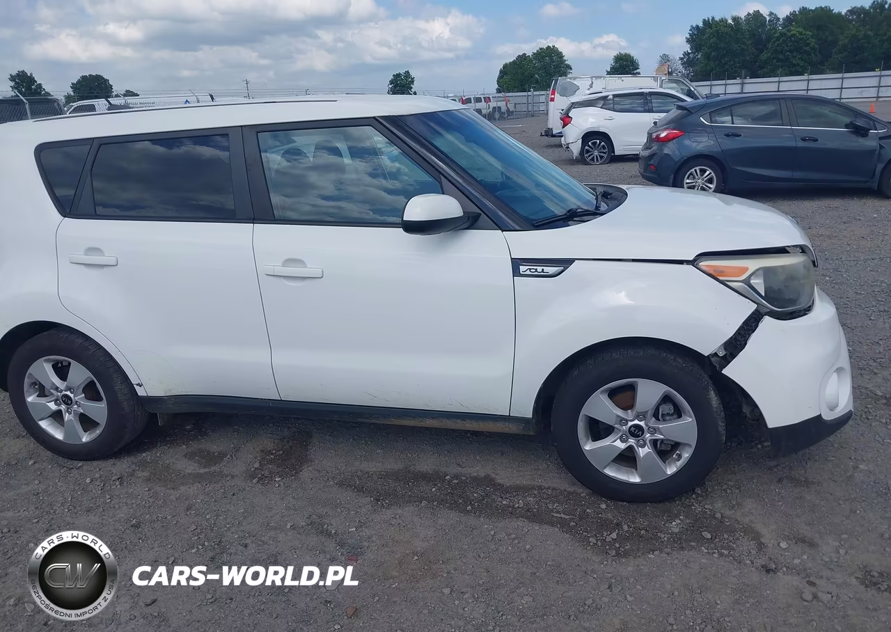 2018 Kia Soul + VIN:KNDJP3A58J7888646 - 21