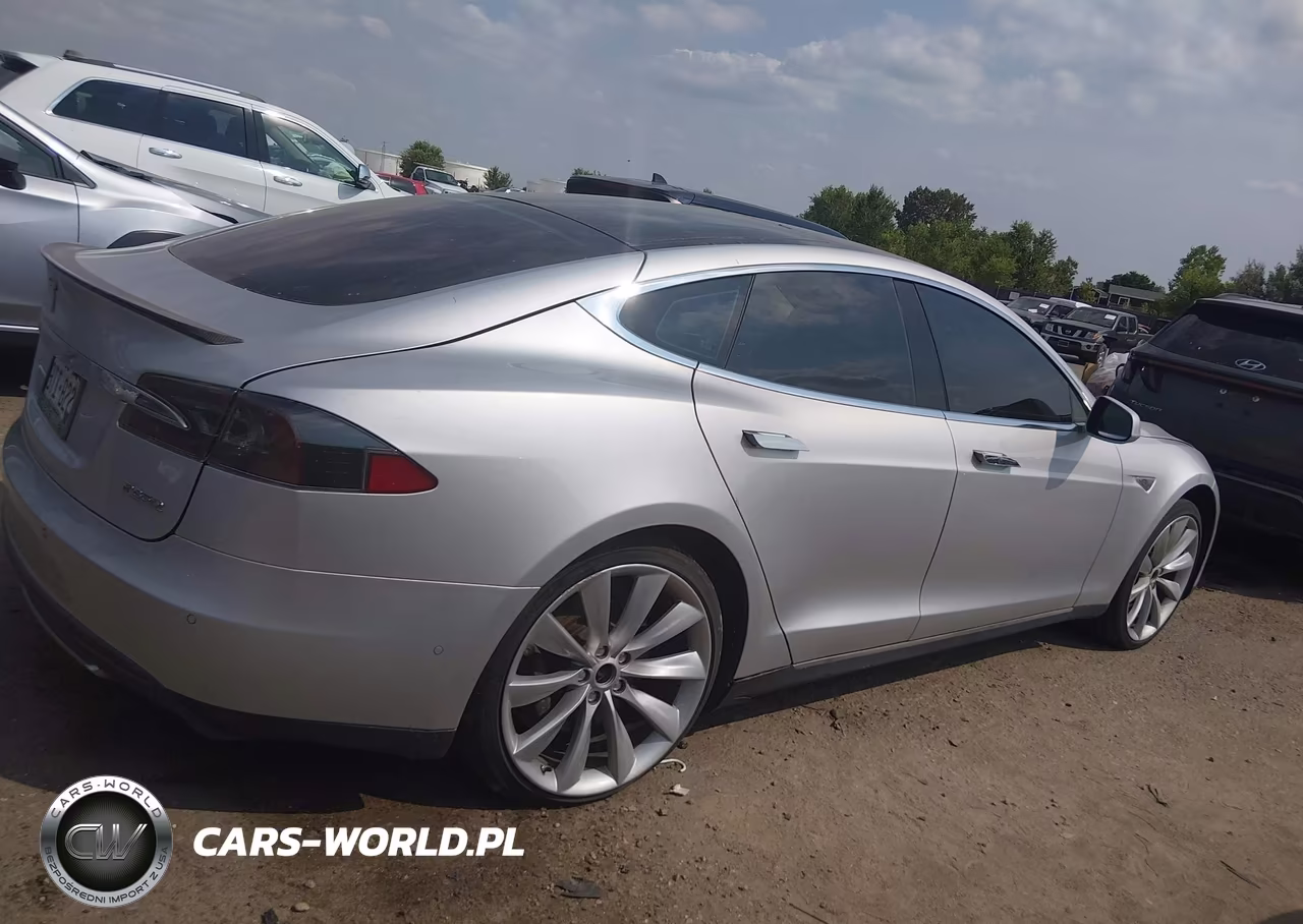 2015 Tesla Model S 70D-85D-P85D VIN:5YJSA1H21FFP67366 - 14