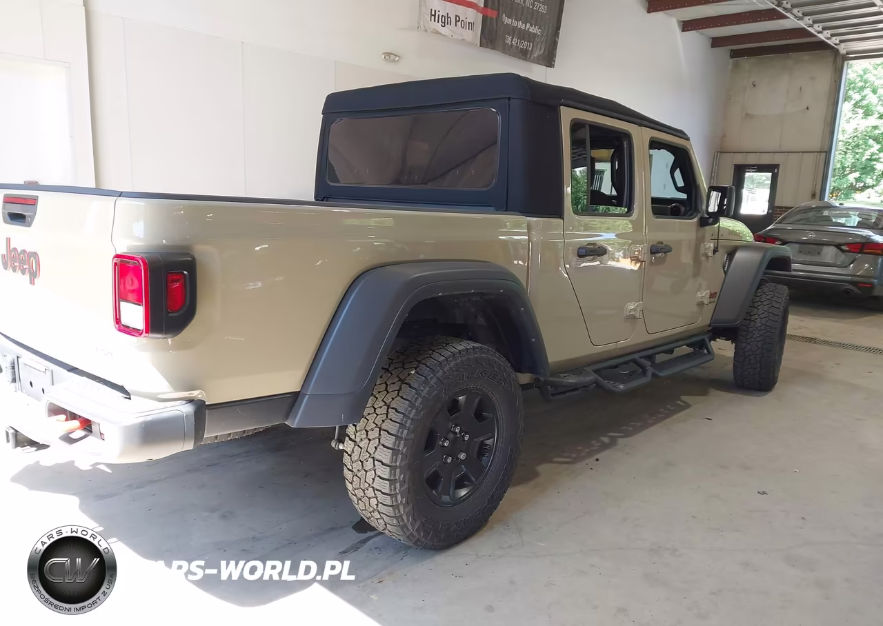 2022 Jeep Gladiator Mojave 4X4 VIN:1C6JJTEG3NL154286 - 4