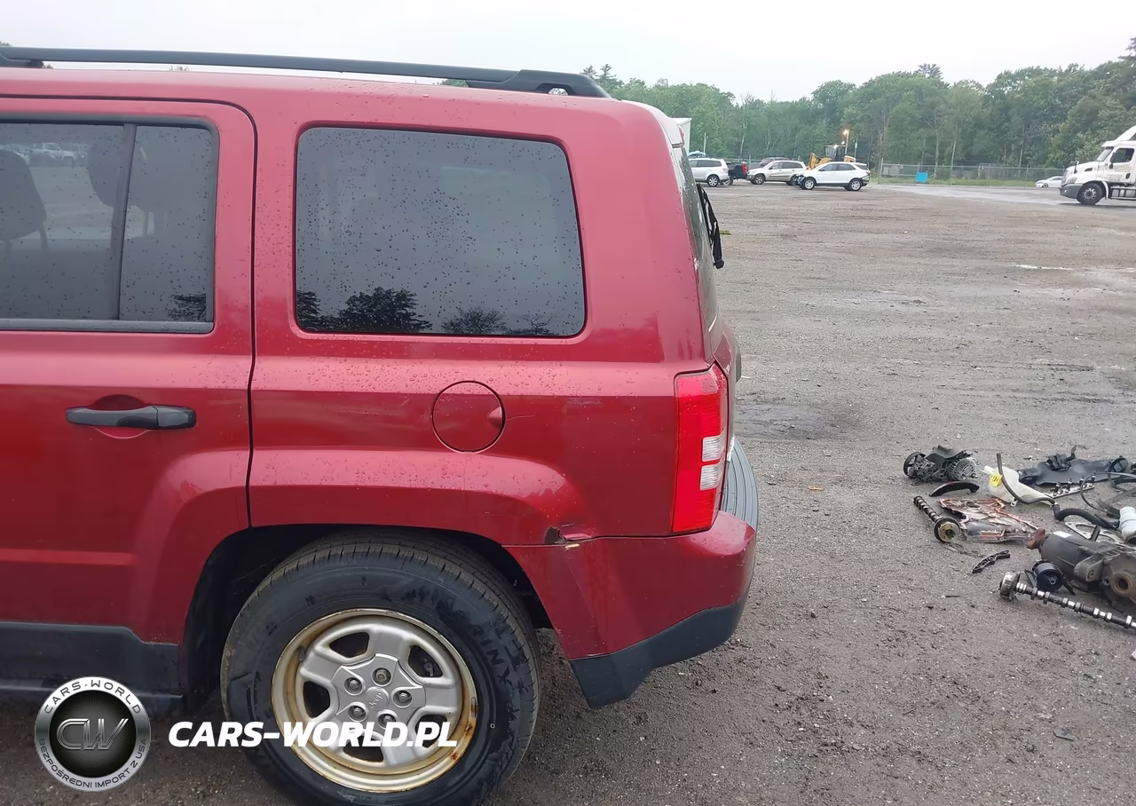 2015 Jeep Patriot Sport VIN:1C4NJRBB7FD366075 - 13