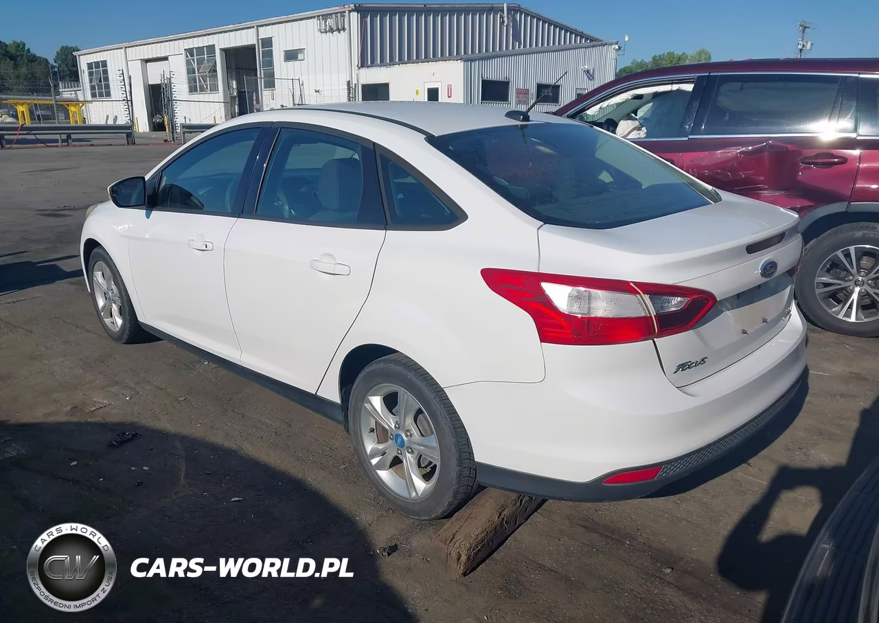 2013 Ford Focus Se VIN:1FADP3F26DL262364 - 3