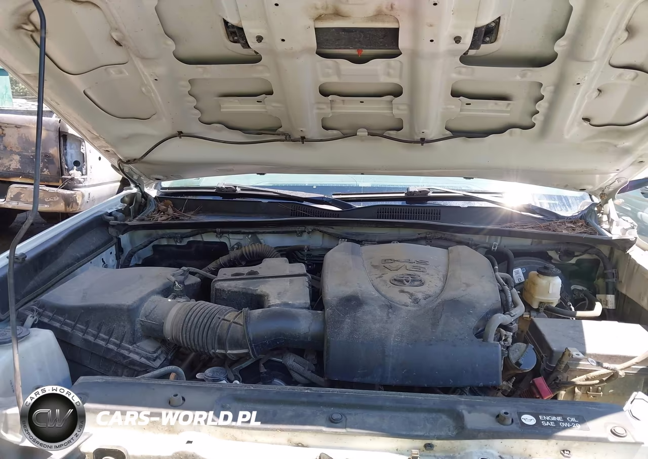 2018 Toyota Tacoma Trd Sport VIN:5TFSZ5AN9JX150154 - 10