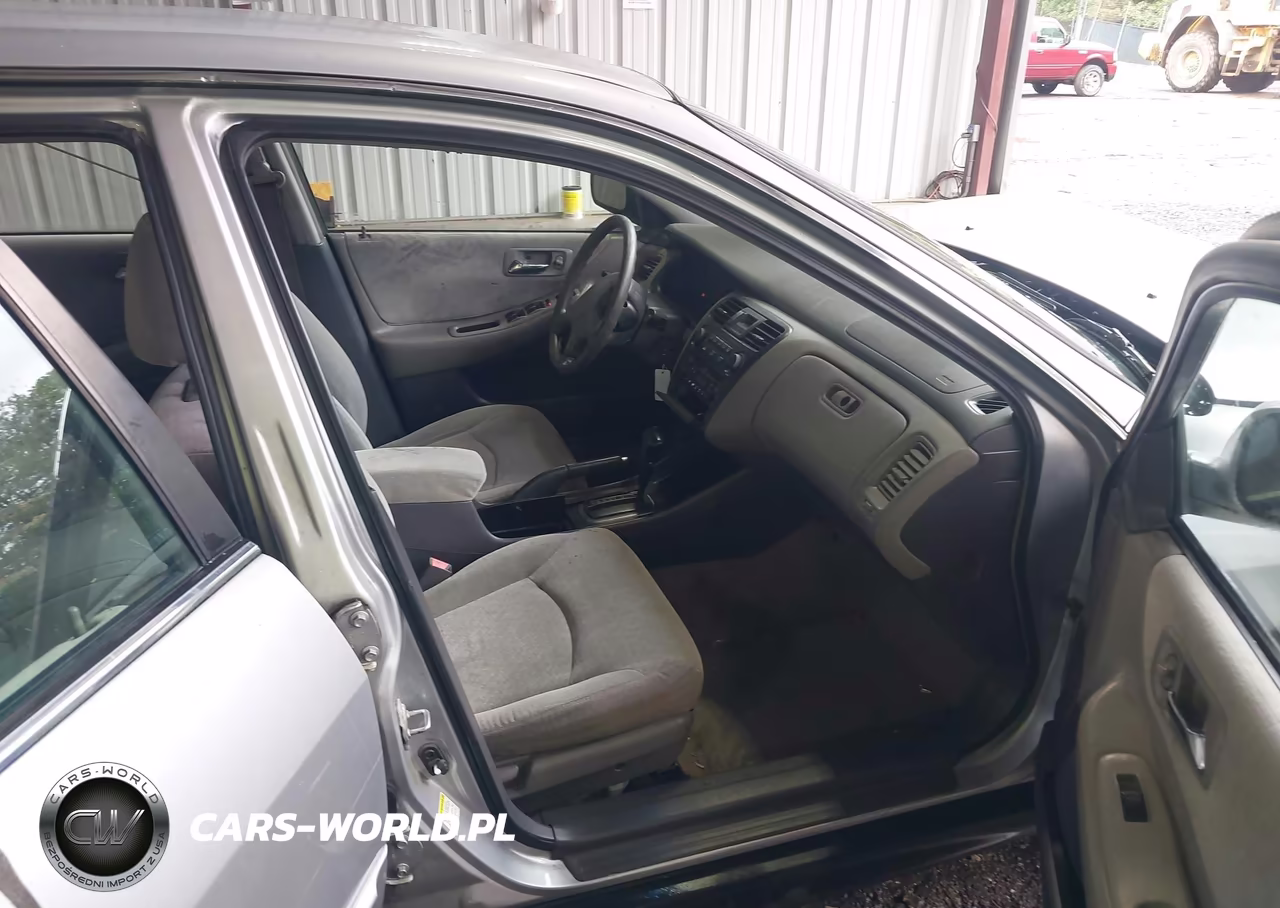 2001 Honda Accord 2.3 Lx VIN:1HGCG56421A015175 - 5