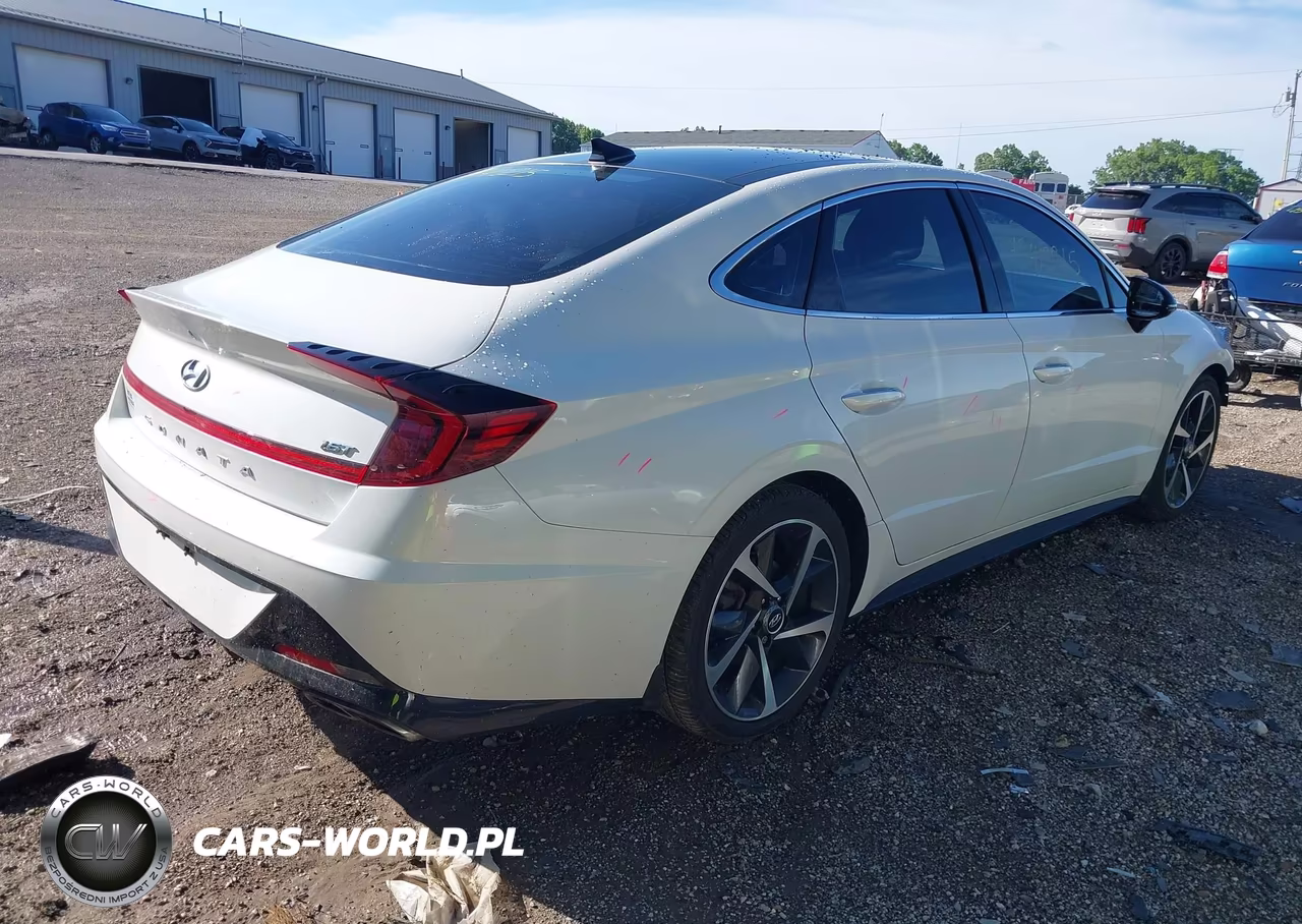 2021 Hyundai Sonata Sel Plus VIN:5NPEJ4J26MH124972 - 4