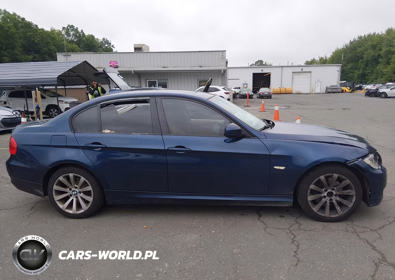 2011 BMW 328I xDrive VIN:WBAPK5C57BA658244 - 14