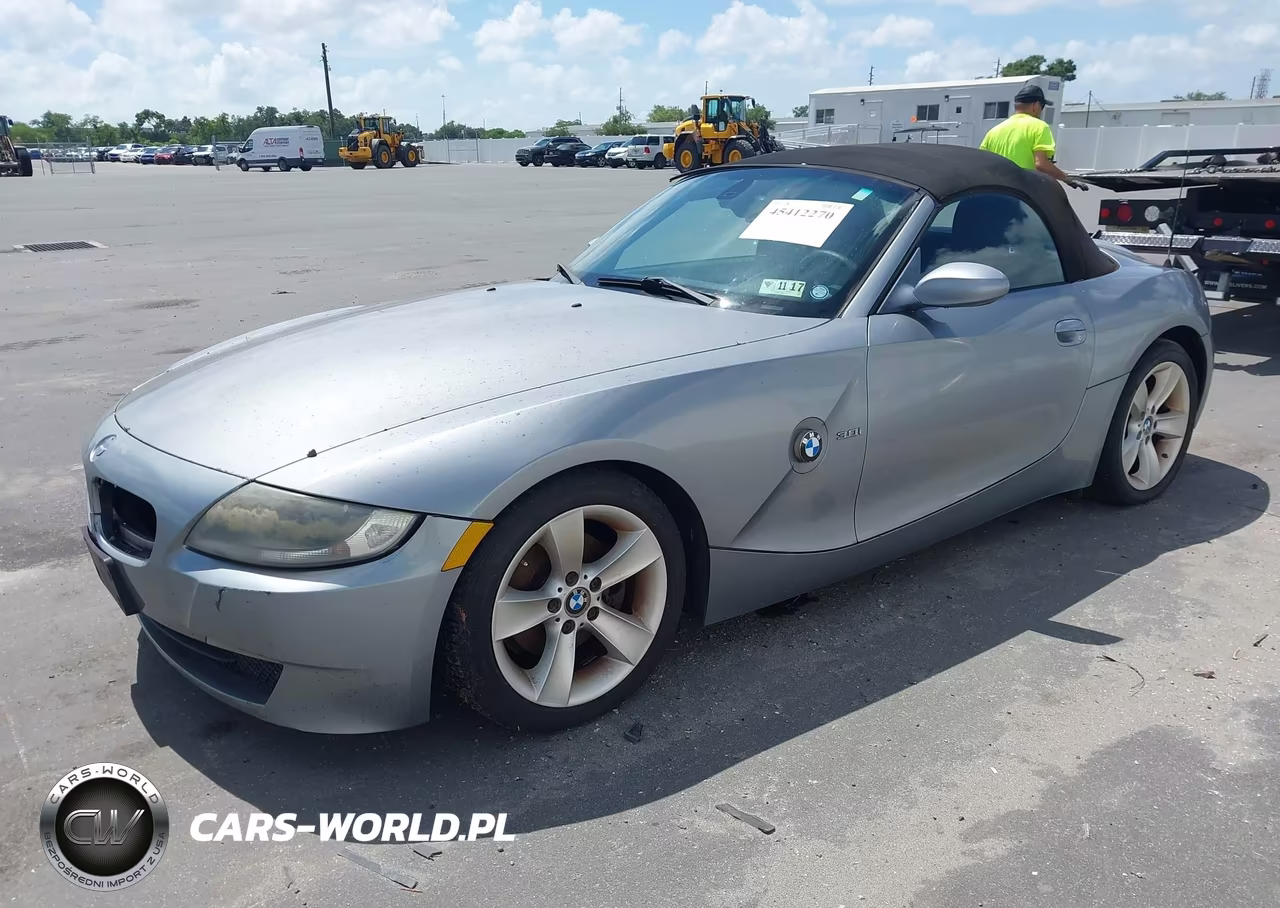 2007 BMW Z4 3.0I VIN:4USBU33557LW70815 - 2