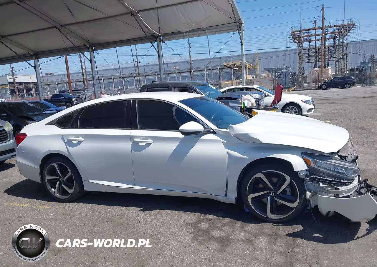 2018 Honda Accord Sport VIN:1HGCV1F37JA172688 - 13