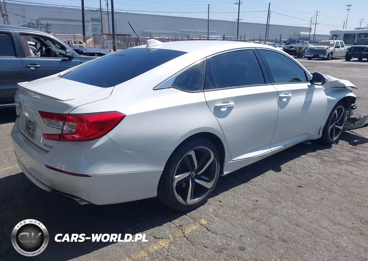 2018 Honda Accord Sport VIN:1HGCV1F37JA172688 - 4