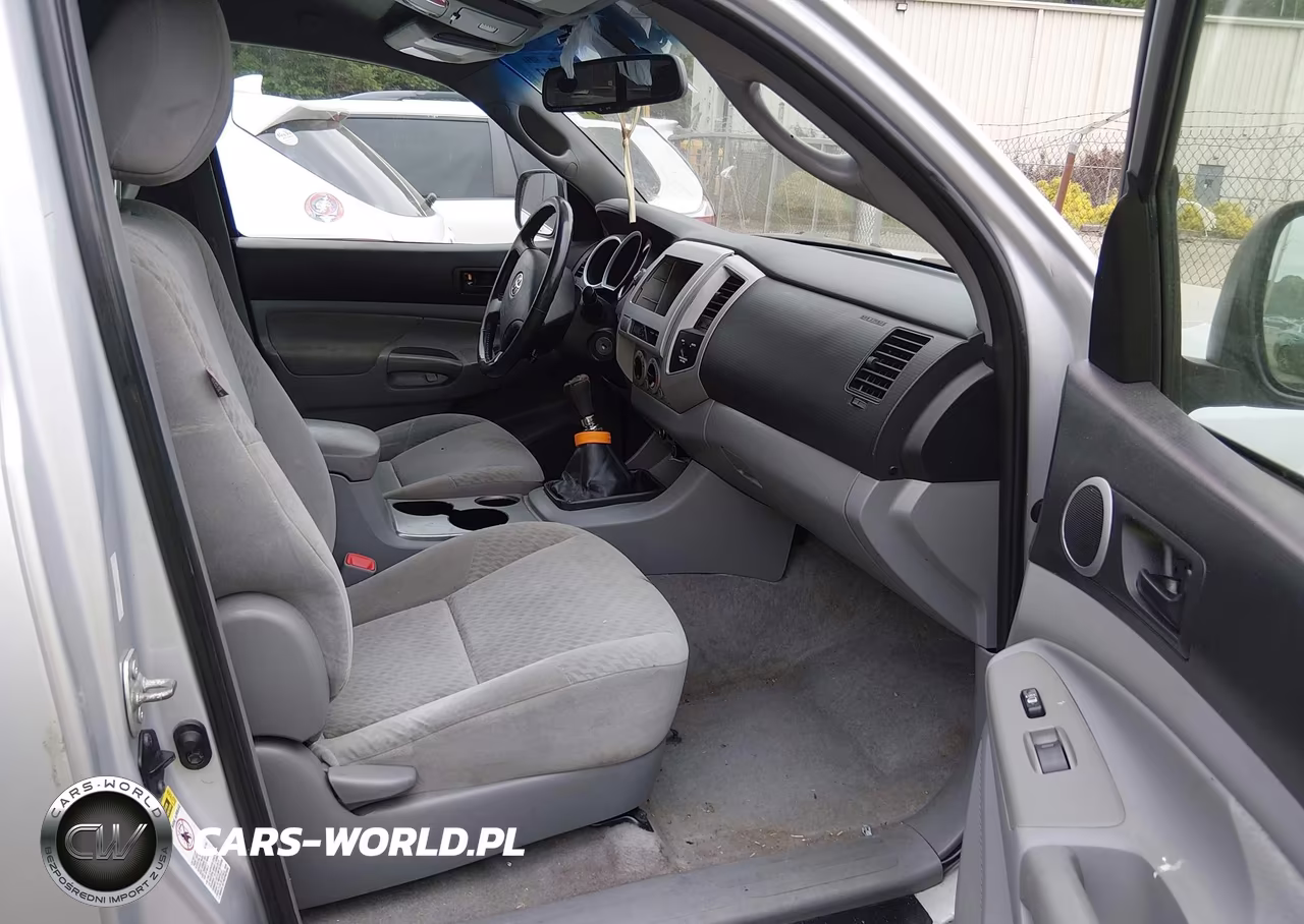 2009 Toyota Tacoma VIN:5TEUX42N89Z643335 - 5