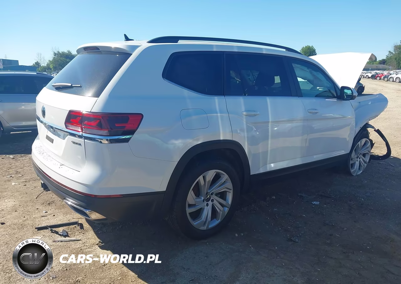 2023 Volkswagen Atlas 3.6L V6 Se W-Technology VIN:1V2HR2CAXPC540455 - 4