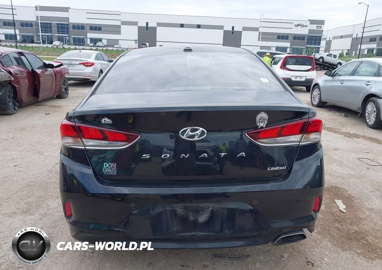 2018 Hyundai Sonata Limited VIN:5NPE34AF4JH658884 - 16