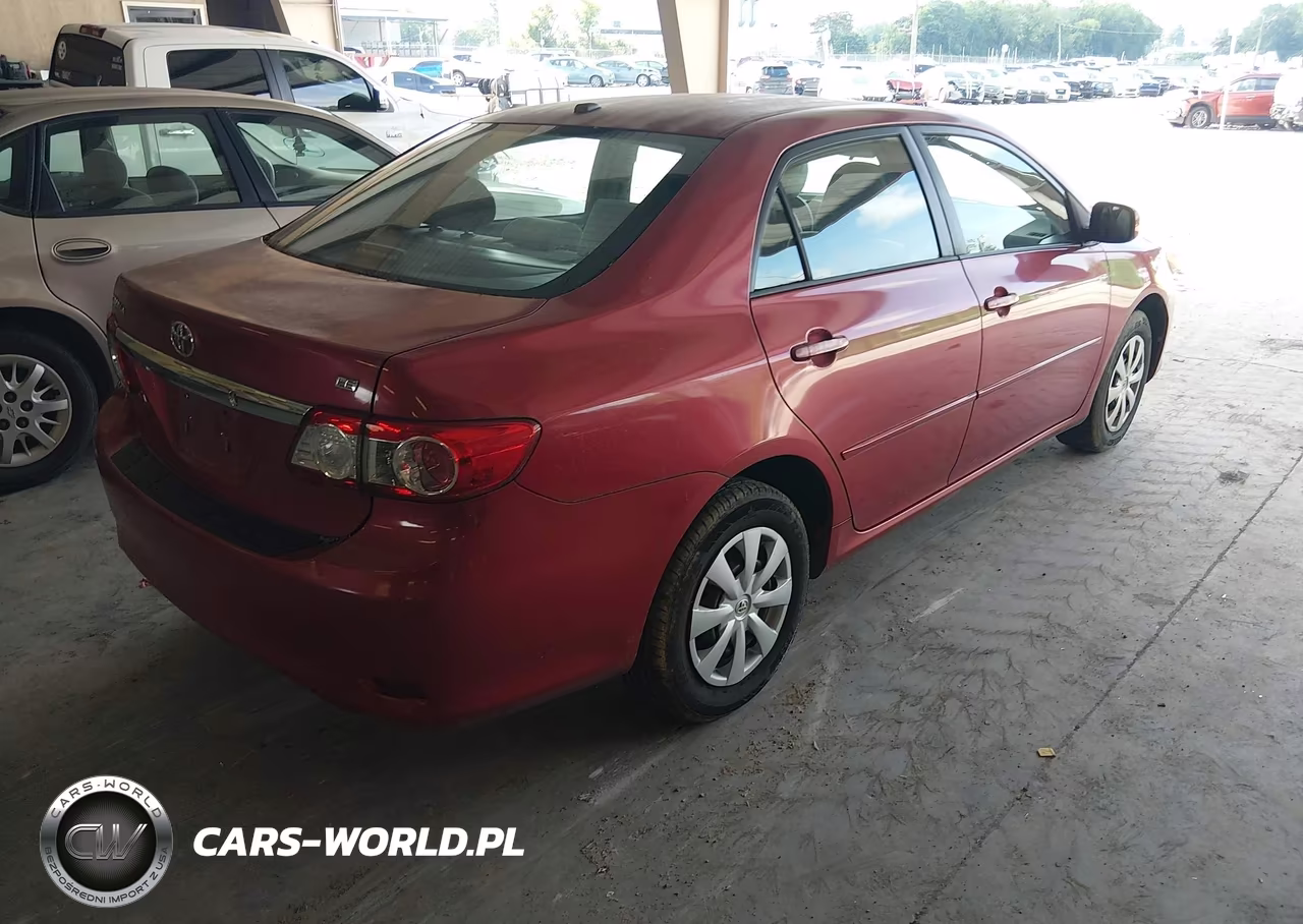 2011 Toyota Corolla Le VIN:2T1BU4EE8BC647733 - 4