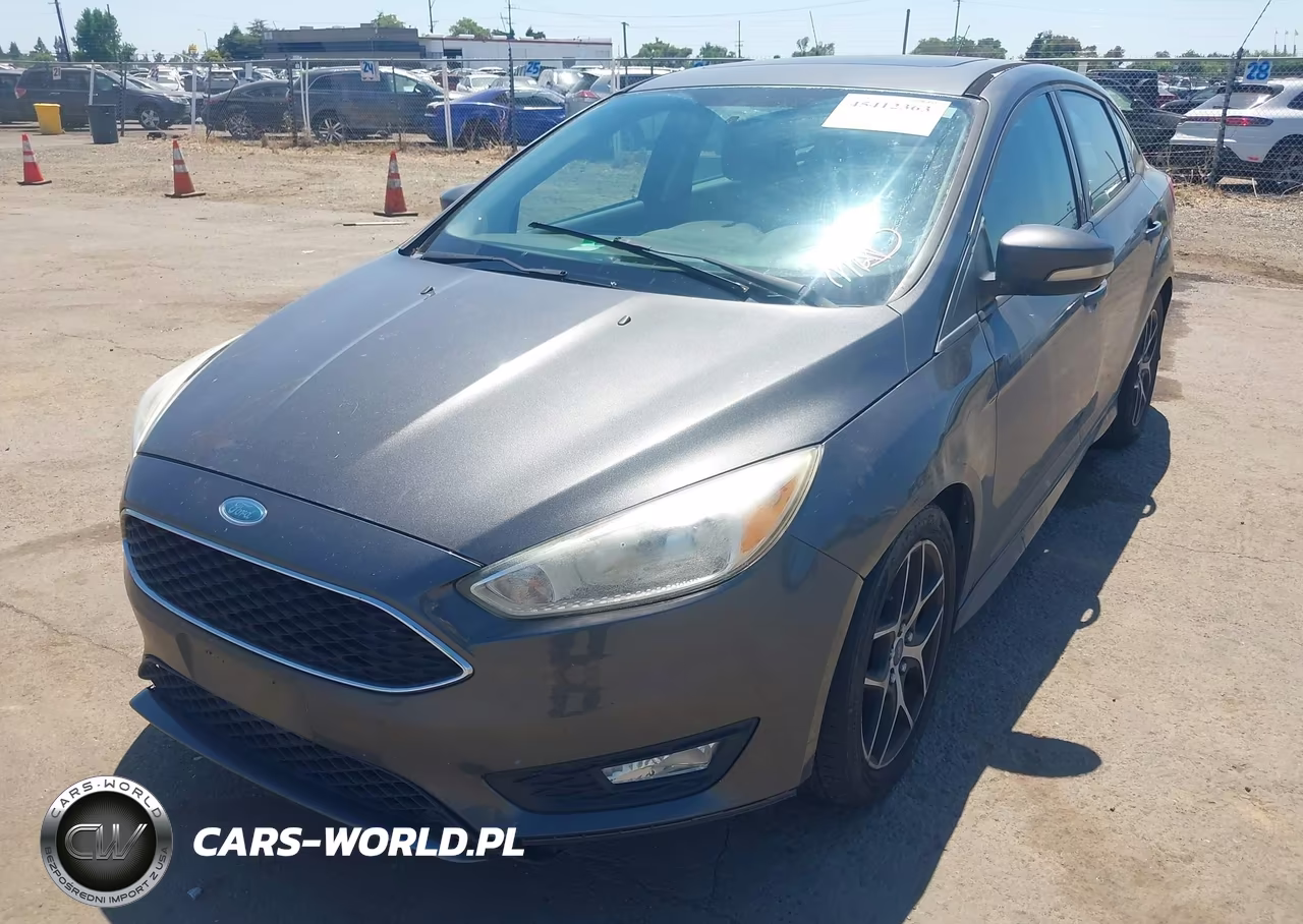 2016 Ford Focus Se VIN:1FADP3F2XGL203550 - 2