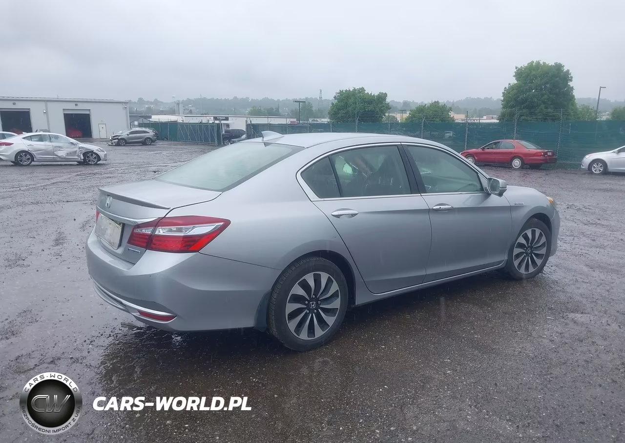 2017 Honda Accord Hybrid Ex-L VIN:JHMCR6F5XHC021682 - 4