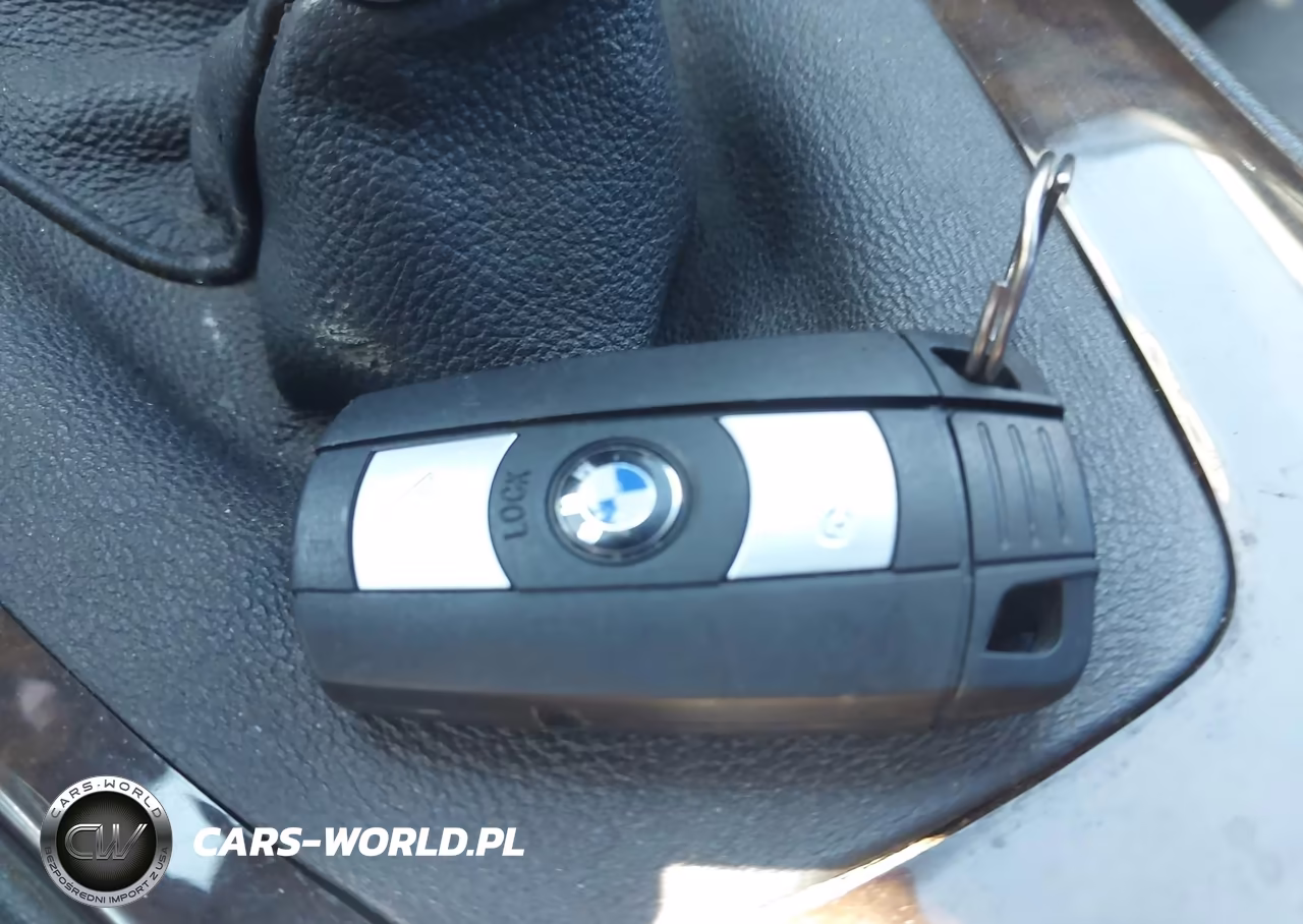 2009 BMW 328I VIN:WBAPH57539NL80518 - 11